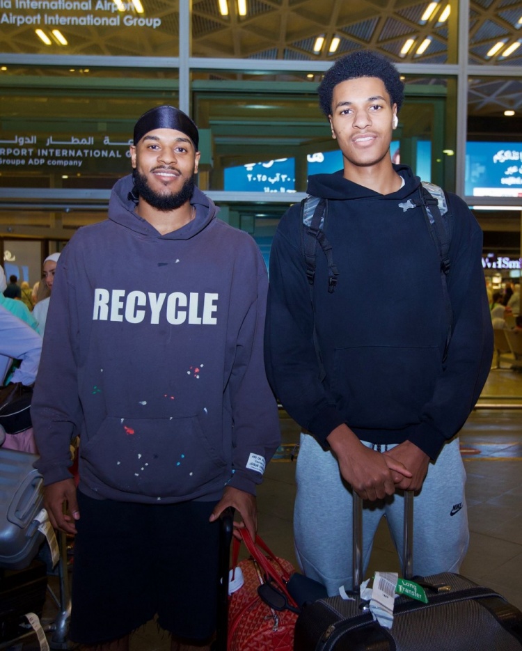 奥拉朱旺大儿子和二儿子